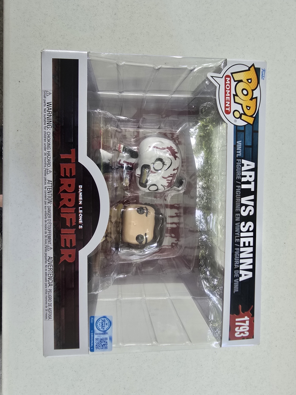 Funko Pop! Art vs Sienna Vinyl Figure - White, Red, Black
